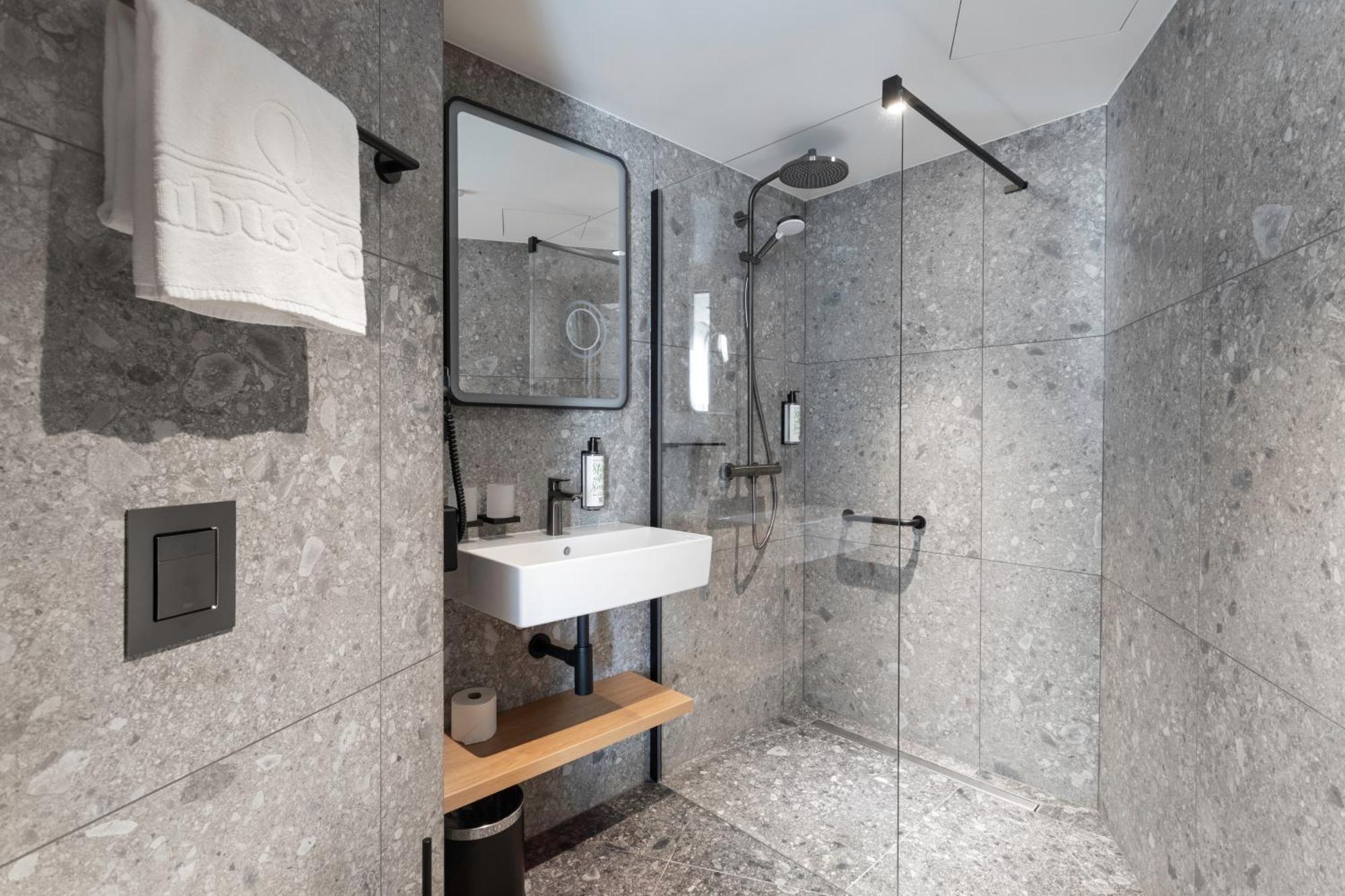 Qubus Hotel Katowice Eksteriør bilde